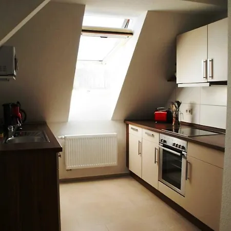 Ledwig, Emmi * הרינגסדורף